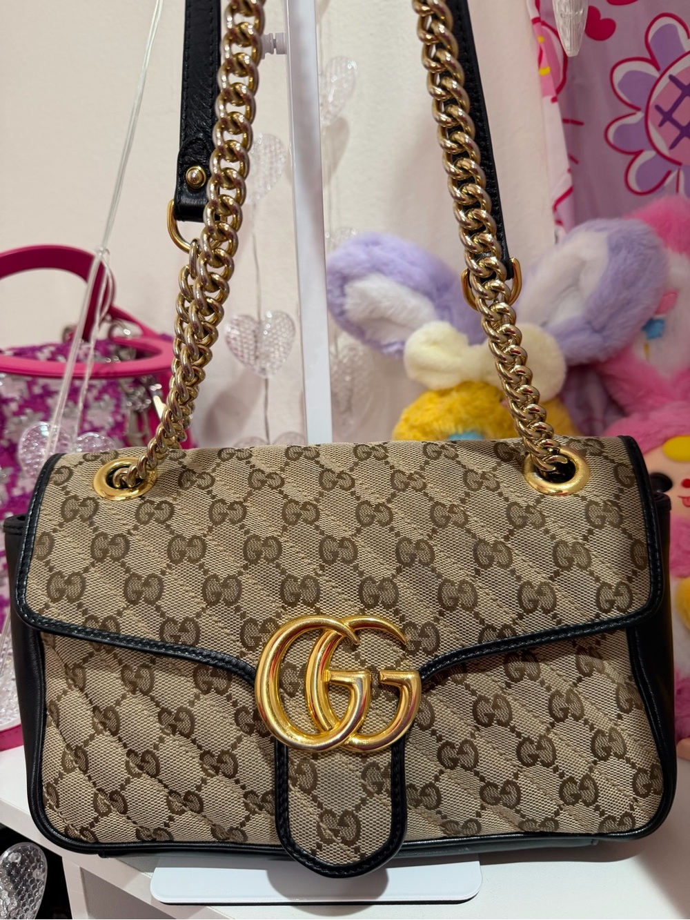 Gucci Beige and Black GG Supreme Shoulder Bag with Gold Hardware